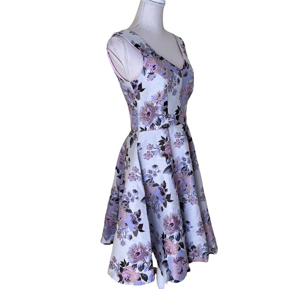 Closet London Cream Purple and Pink Floral Full Skirted Dress 4 - Picture 9 of 11